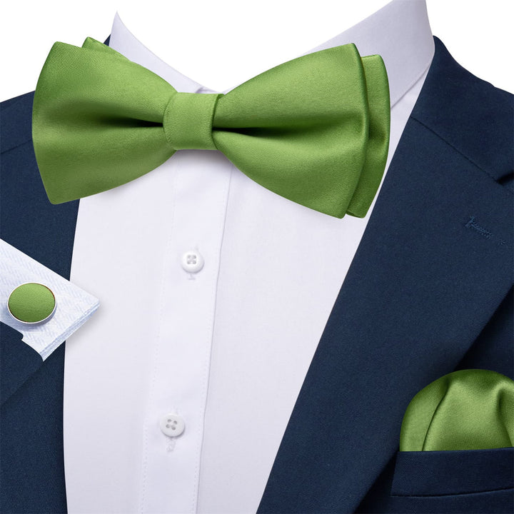 emerald green bowtie