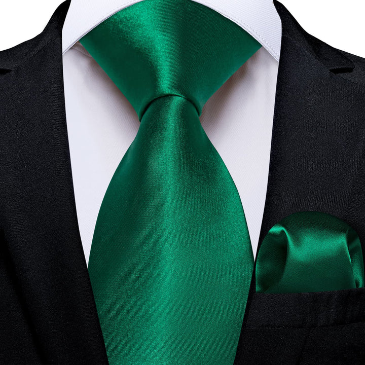 deep green tie